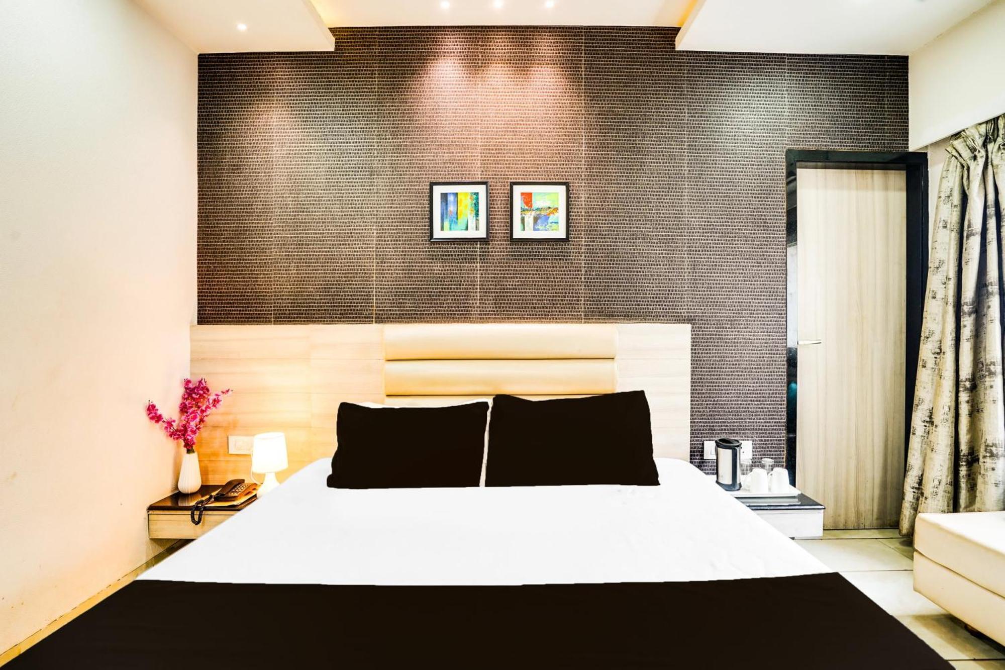 Super Townhouse Jhalawar Road Gumanpura Formerly Rockland Kota  Luaran gambar