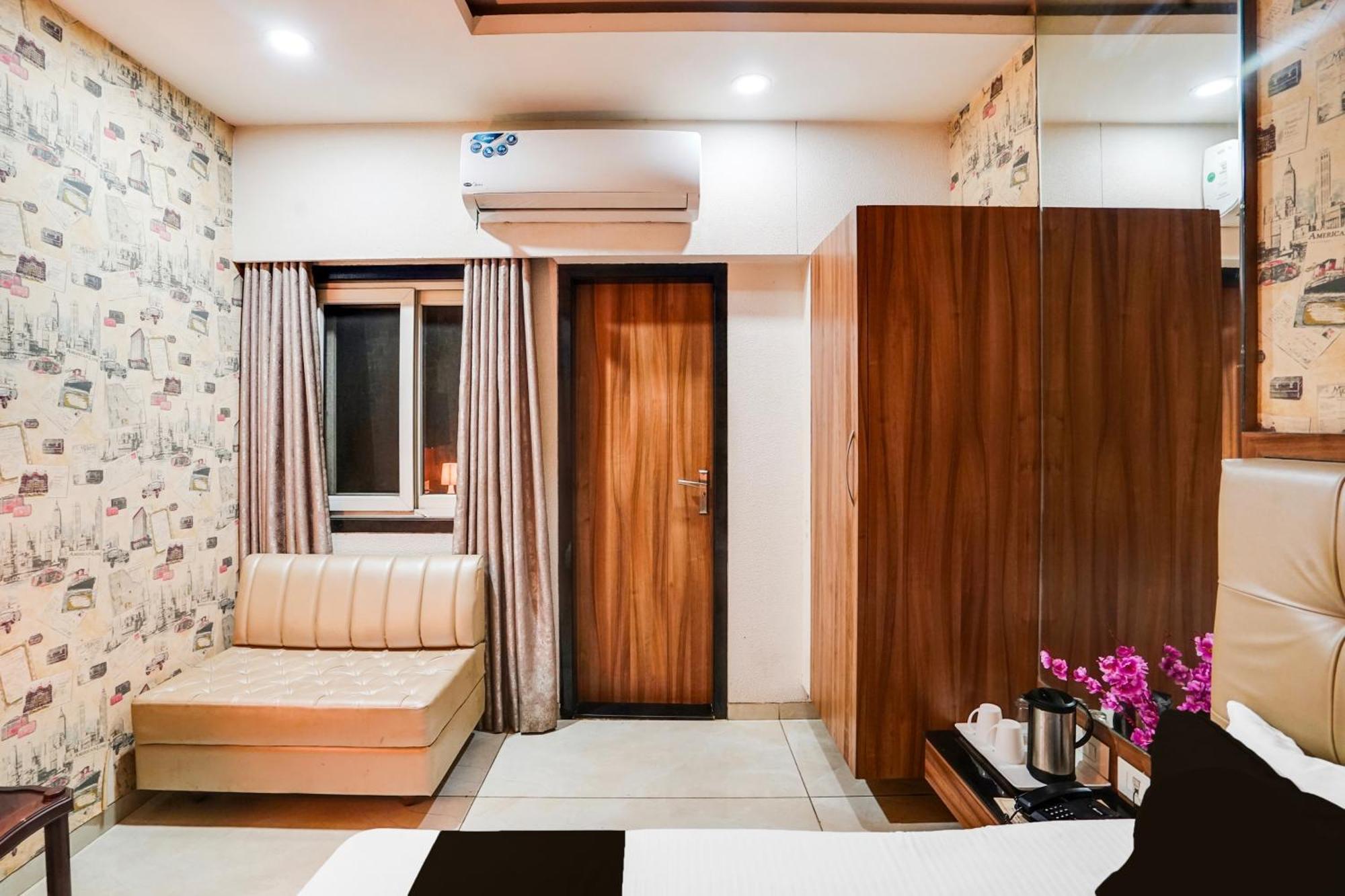 Super Townhouse Jhalawar Road Gumanpura Formerly Rockland Kota  Luaran gambar
